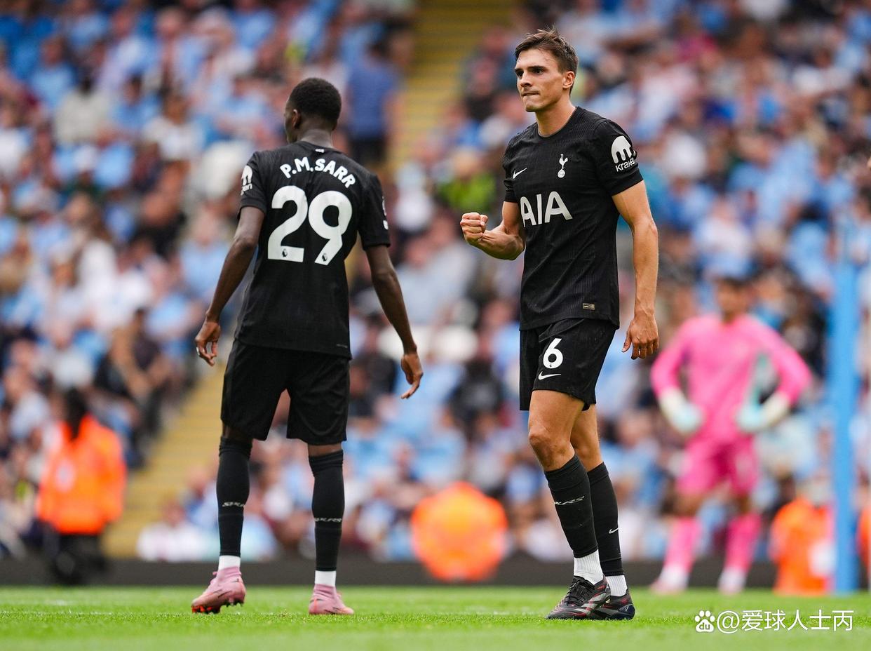 免费游戏账号-曼城对阵热刺