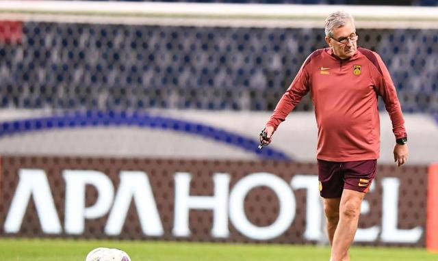 免费游戏账号-梅西为什么被称为球王