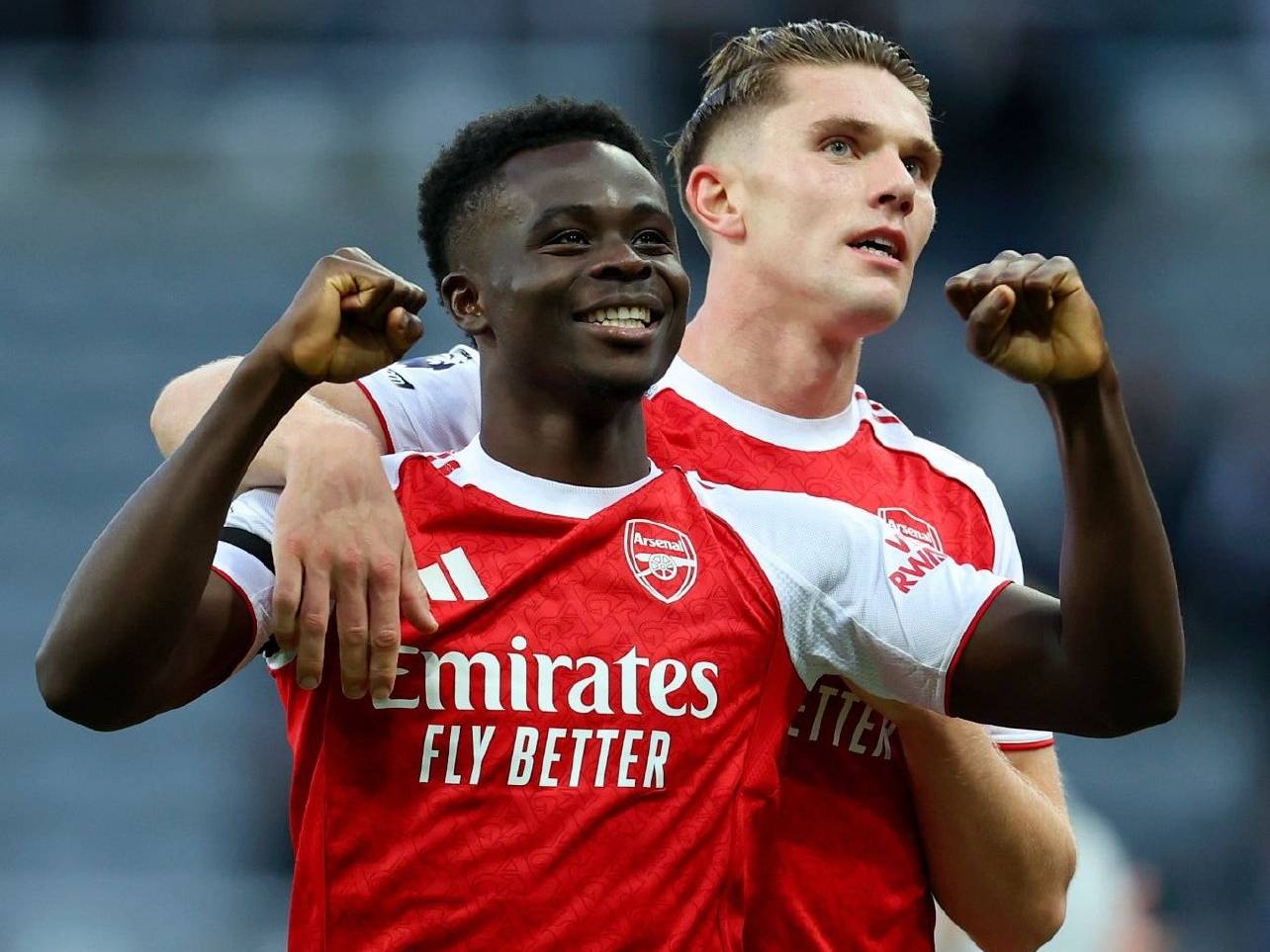 梅西为什么被称为球王